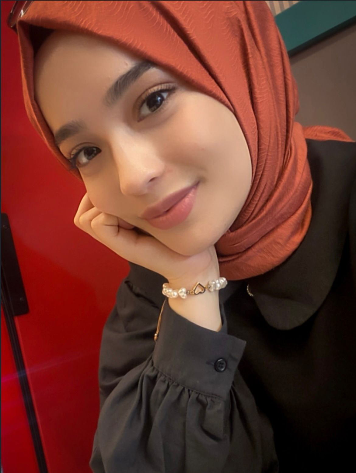Gölbaşı Eve Gelen Escort Esin