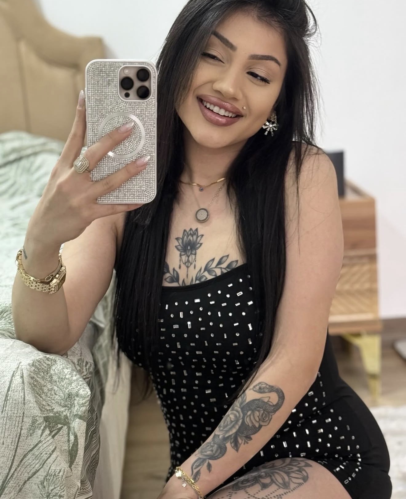 Gölbaşı Herşeyi Paylaşacağım Kadın Escort Lale